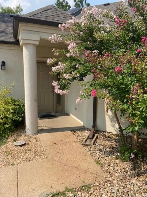B 32-1 Spacious Villa Close To Pool Branson Eksteriør billede